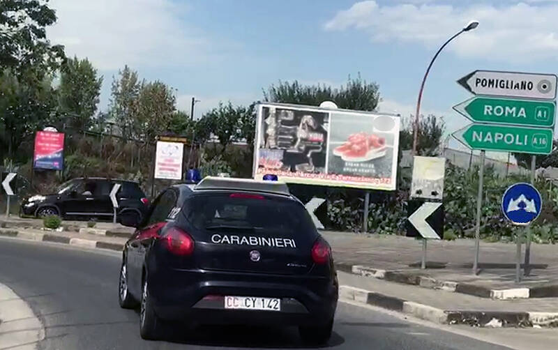 AUTO CARABINIERI